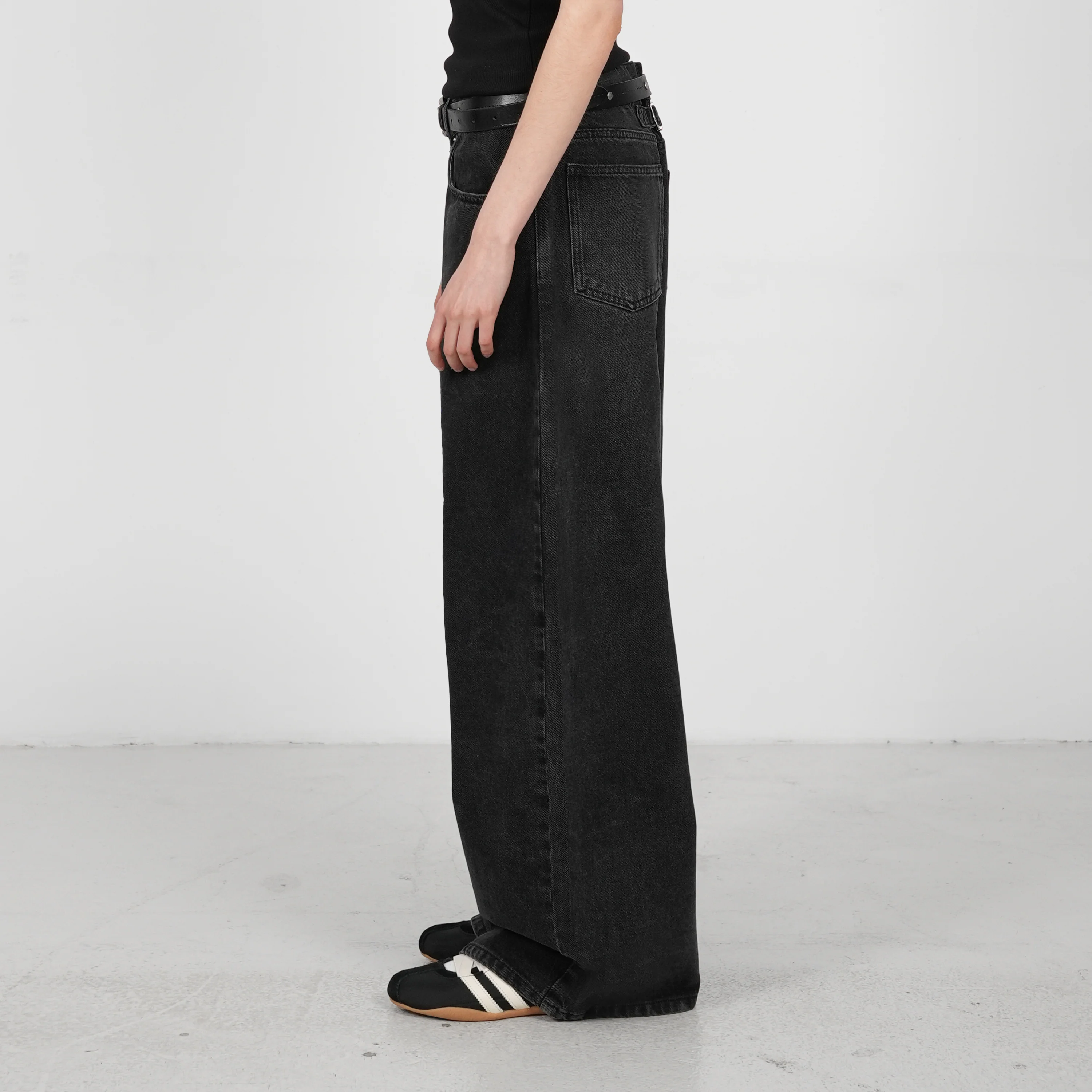 Barrel Jeans - Image 8