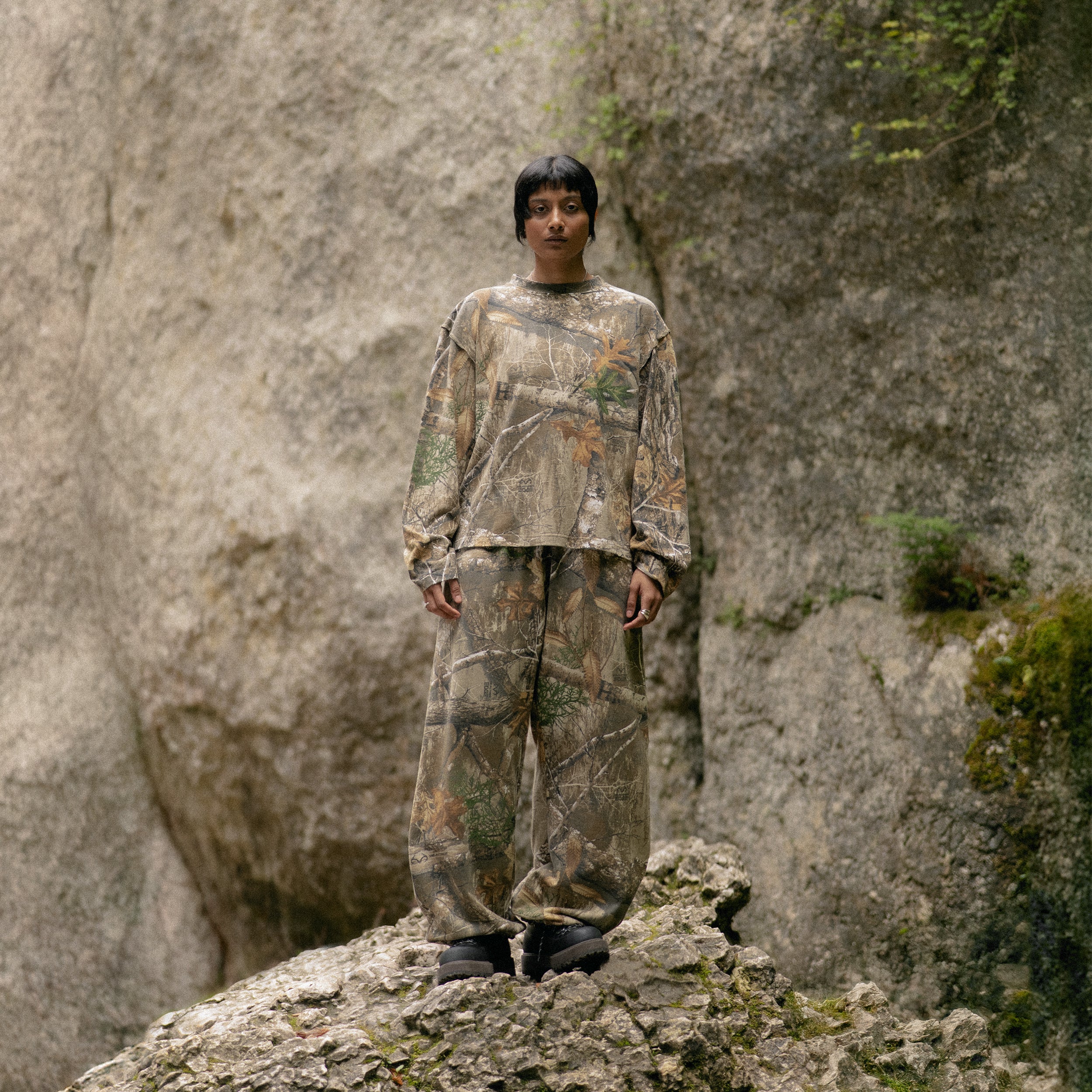 Realtree® Inside Out Longsleeve - Image 4