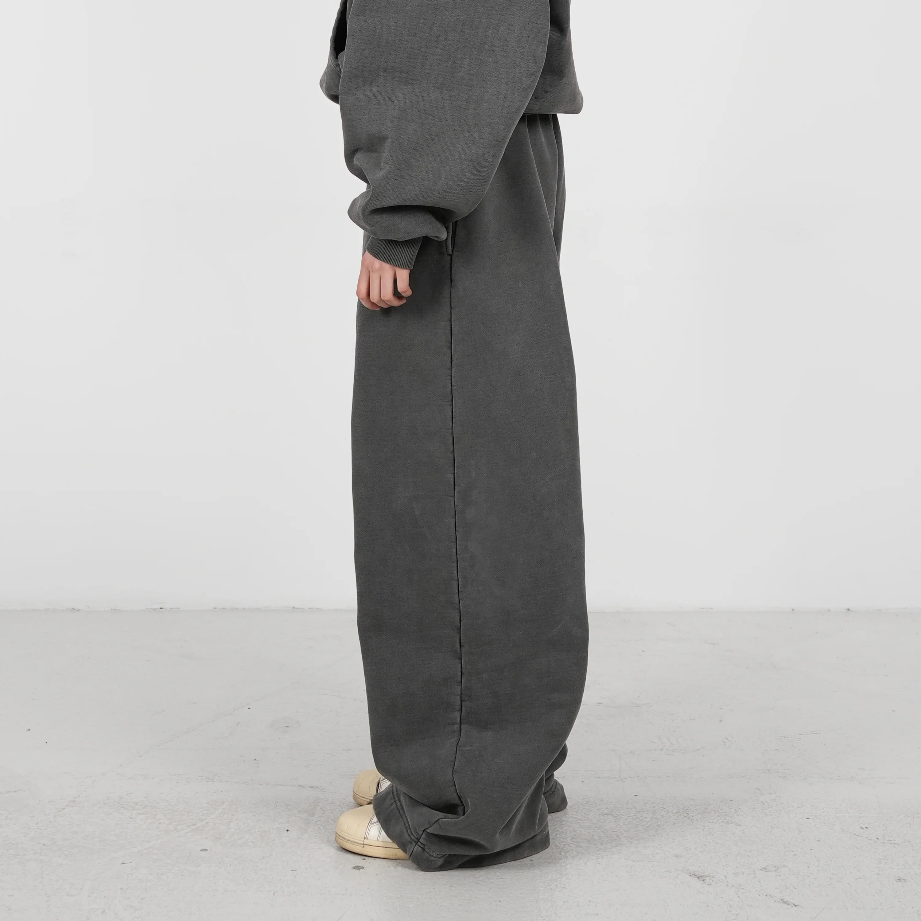 Washed Barrel Sweatpants - Image 4