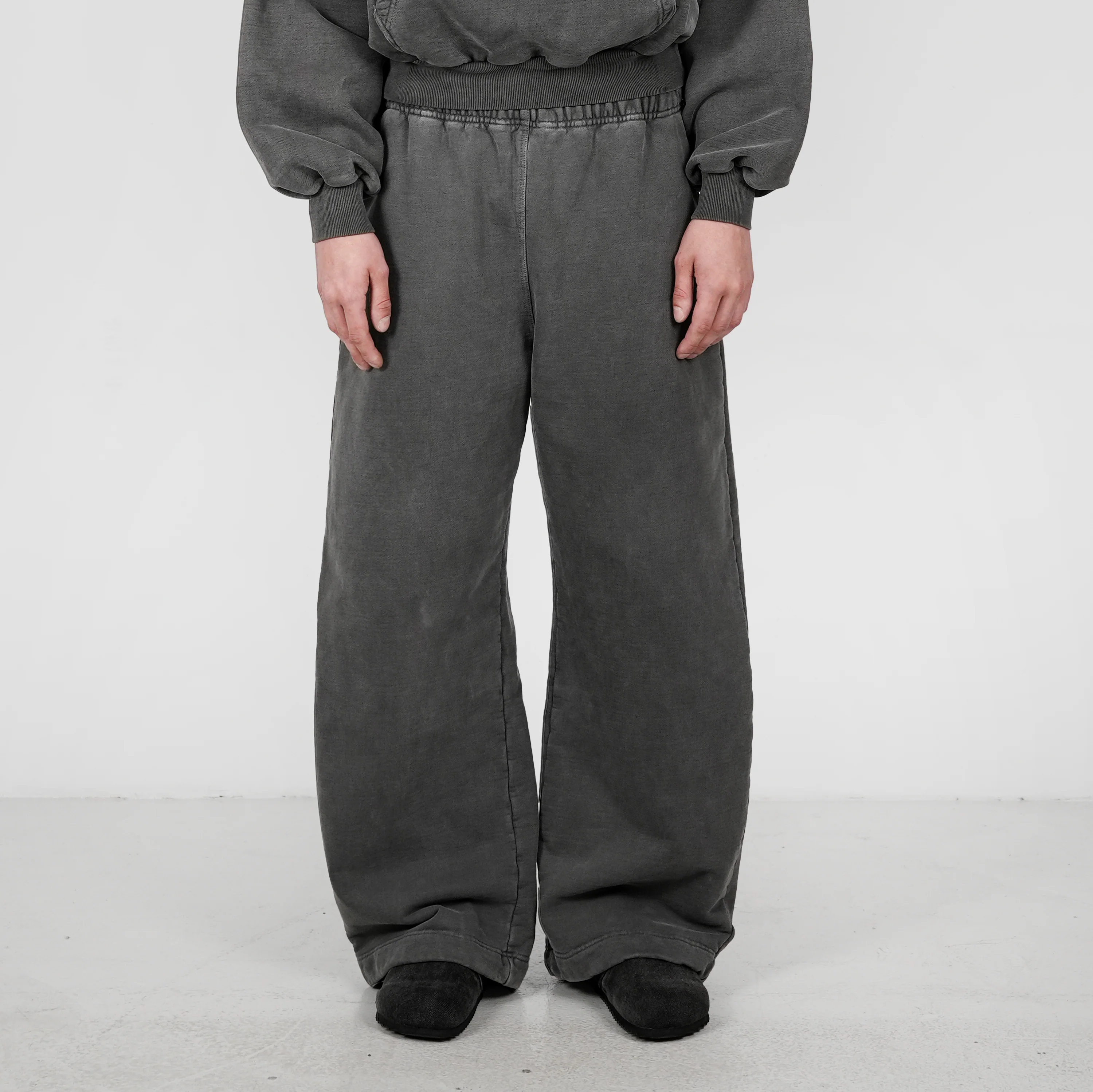 Washed Barrel Sweatpants - Image 7